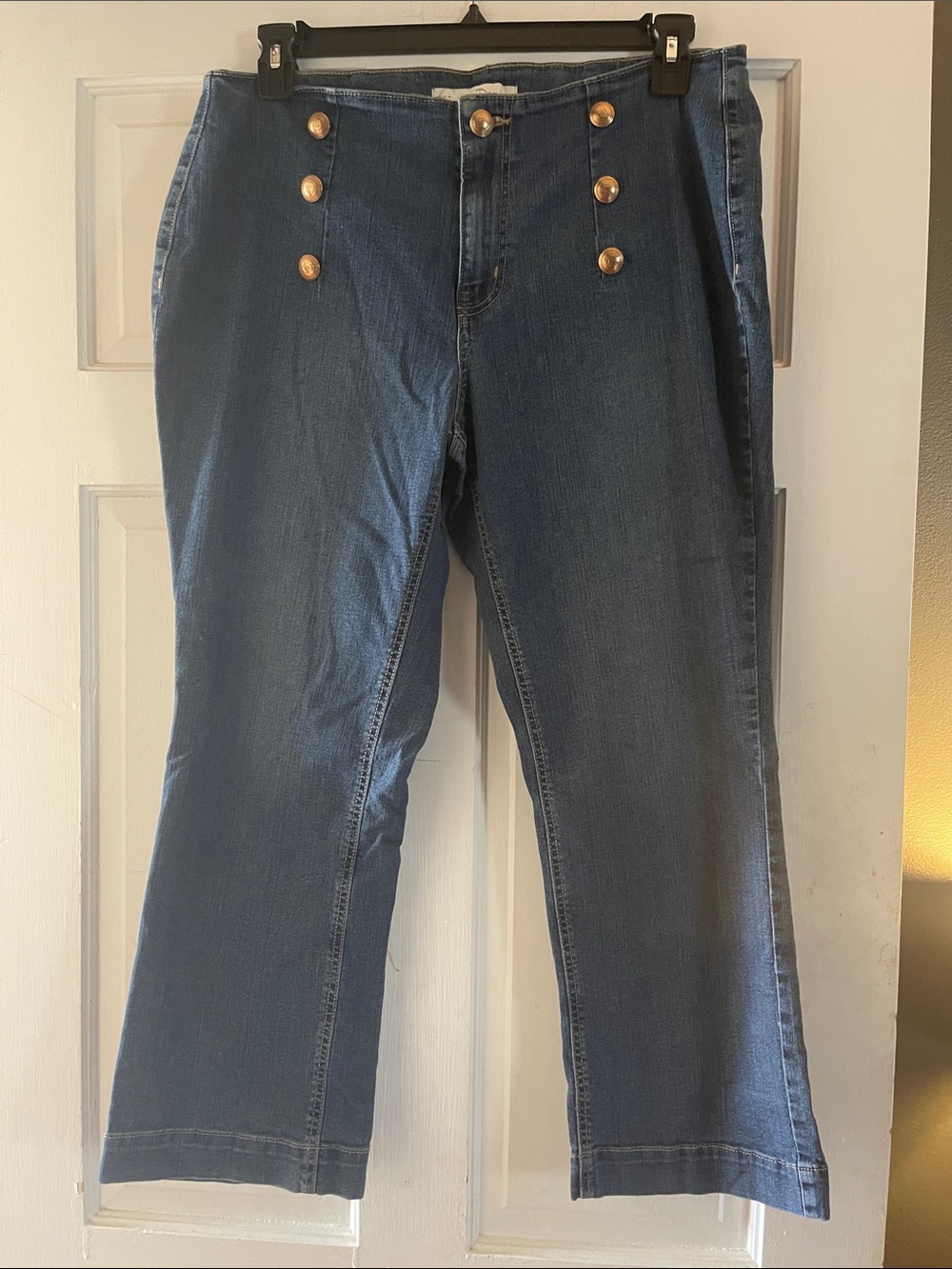 Cato Blue Cropped Jeans with Gold Buttons